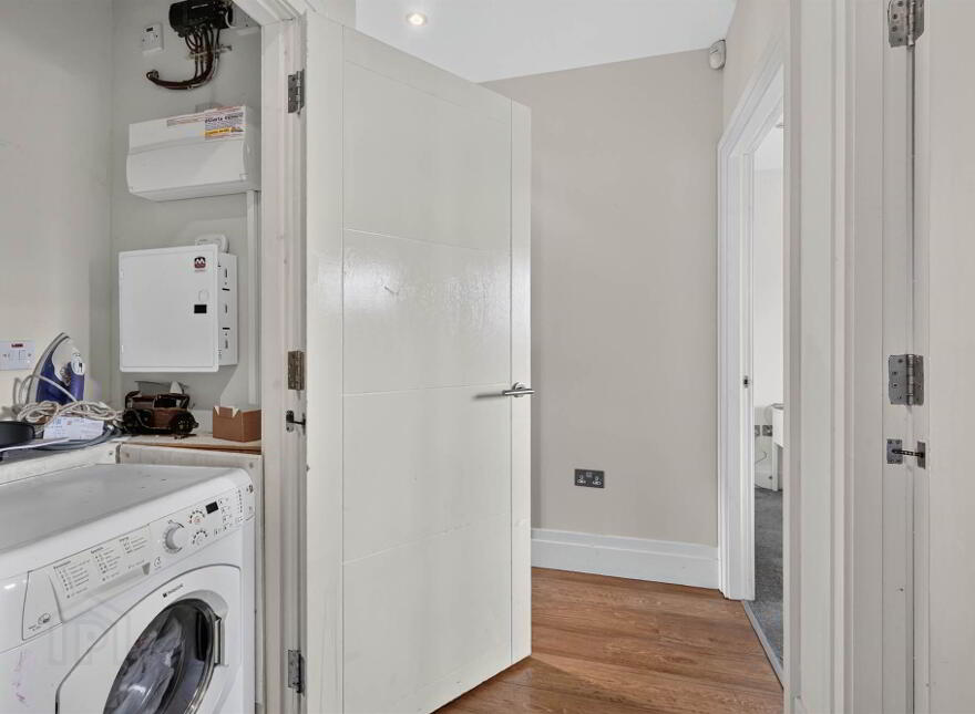 A19 Apt The Oaks, Malone Square, 40 Windsor Park, Belfast, BT9 6JU