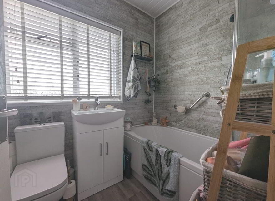 23 The Crescent, Coleraine, BT52 2DS