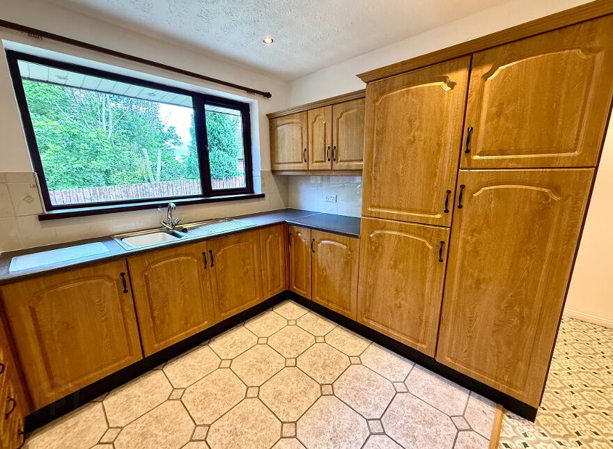 29 Abbeydale, Waterside, L'Derry, BT47 6YY
