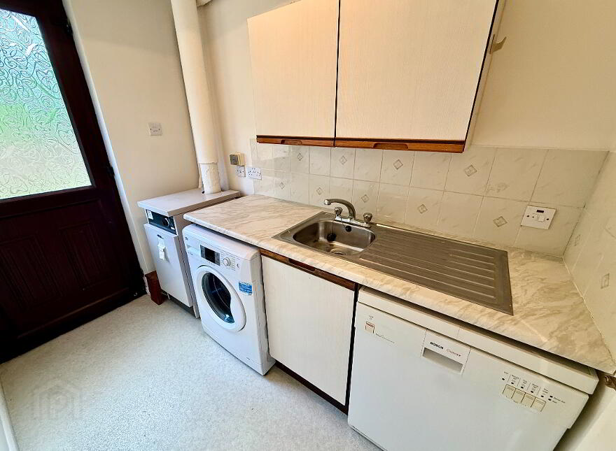 29 Abbeydale, Waterside, L'Derry, BT47 6YY
