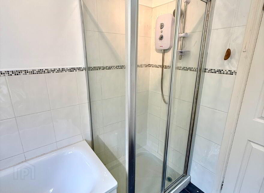 29 Abbeydale, Waterside, L'Derry, BT47 6YY