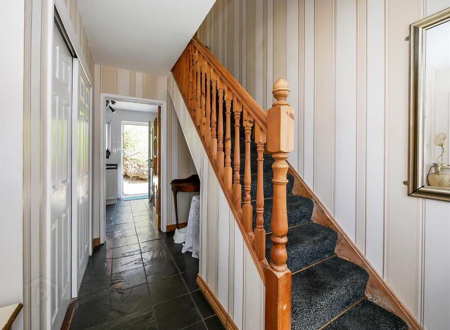 9 Winchester Drive, Carryduff, Belfast, BT8 8QD