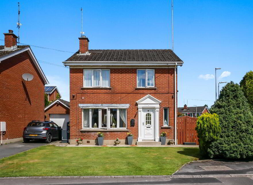 9 Winchester Drive, Carryduff, Belfast, BT8 8QD photo