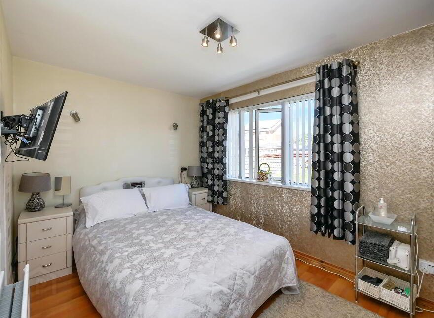 9 Winchester Drive, Carryduff, Belfast, BT8 8QD