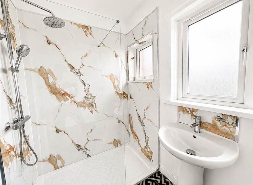 7 Cherryhill Walk, Dundonald, Belfast, BT16 1JE