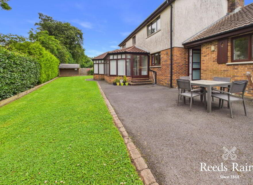 22 Dalewood, Newtownabbey, BT36 5WR