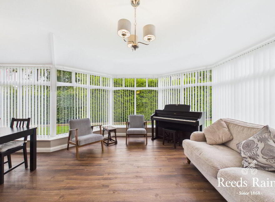 22 Dalewood, Newtownabbey, BT36 5WR