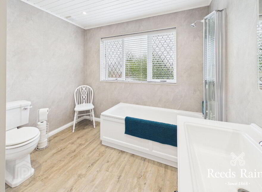 22 Dalewood, Newtownabbey, BT36 5WR