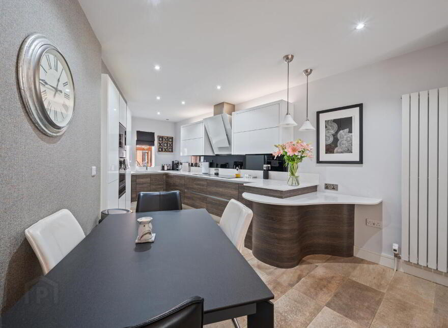 Apt 8, 313 Belmont Road, Belfast, BT4 2NE