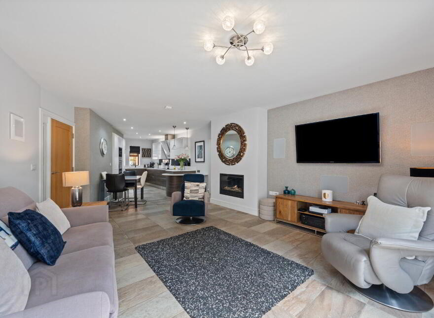 Apt 8, 313 Belmont Road, Belfast, BT4 2NE