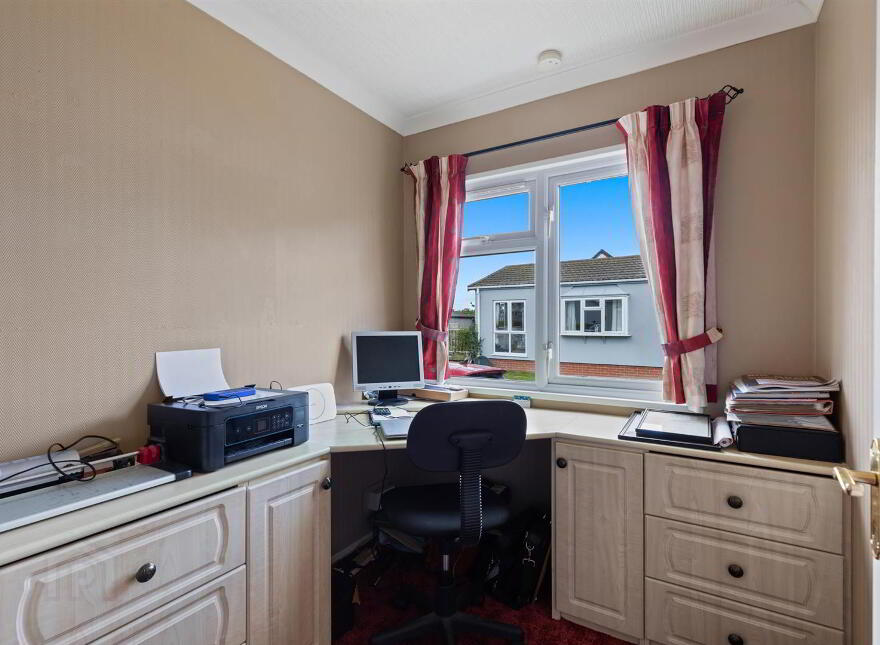 5 Swallow Crescent, Ballyhalbert, BT22 1BF