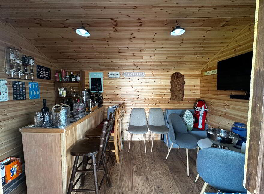 Cherry Blossom House, Saint Mullins Road, Tinnahinch, Graiguenamanagh, R95EK57