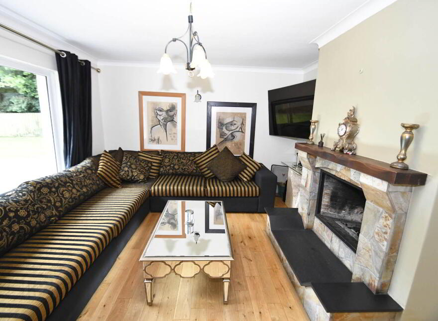3 The Park, Dunmurry, Belfast, BT17 0ER