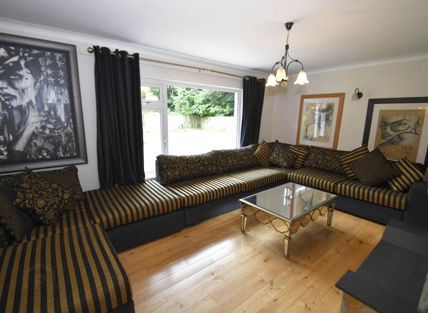 3 The Park, Dunmurry, Belfast, BT17 0ER