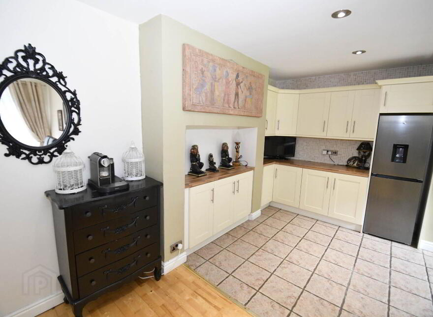 3 The Park, Dunmurry, Belfast, BT17 0ER