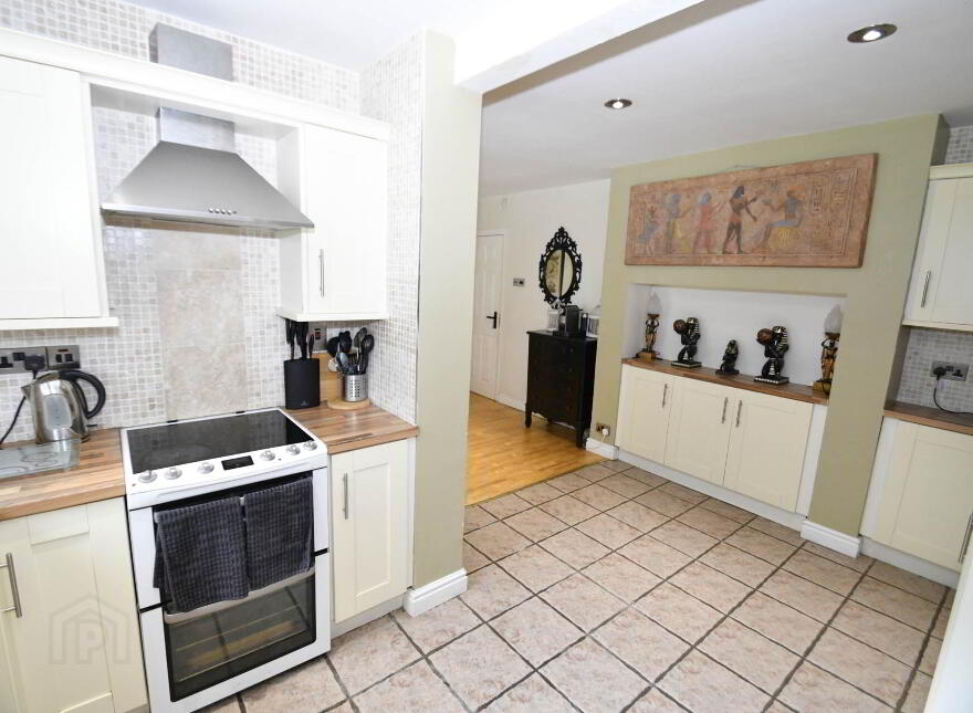 3 The Park, Dunmurry, Belfast, BT17 0ER