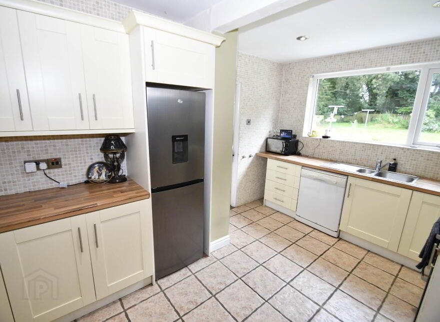 3 The Park, Dunmurry, Belfast, BT17 0ER