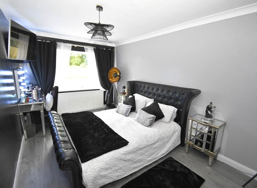 3 The Park, Dunmurry, Belfast, BT17 0ER