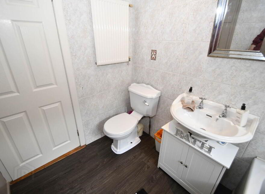 3 The Park, Dunmurry, Belfast, BT17 0ER