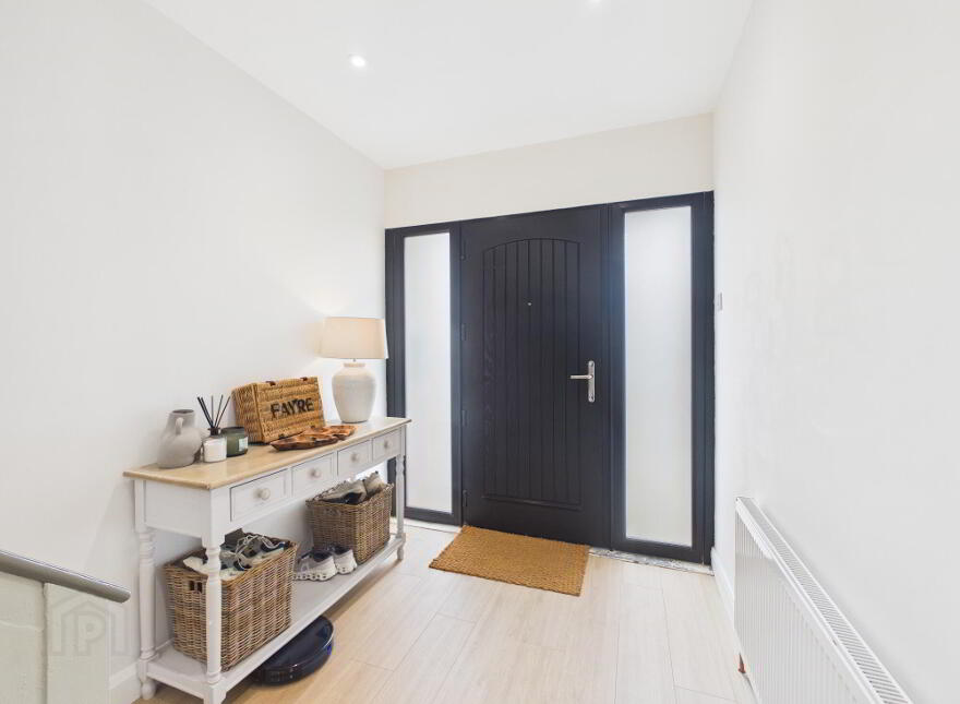 25 Delamont Park, Belfast, BT6 9RJ
