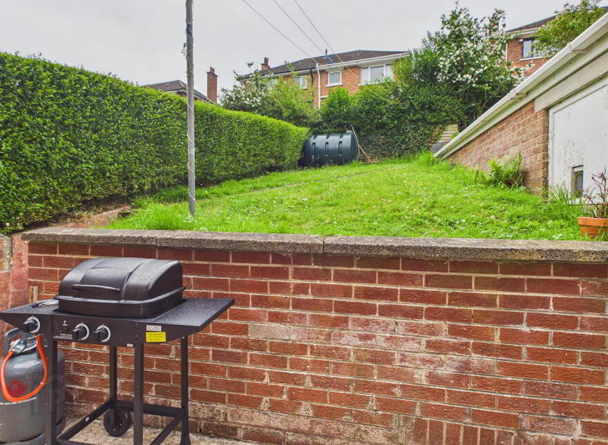 25 Delamont Park, Belfast, BT6 9RJ
