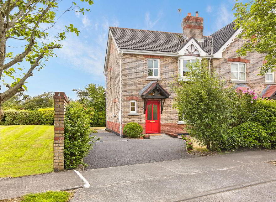 64 Whitestrand, Aylesbury Park, Sligo, F91AEV7