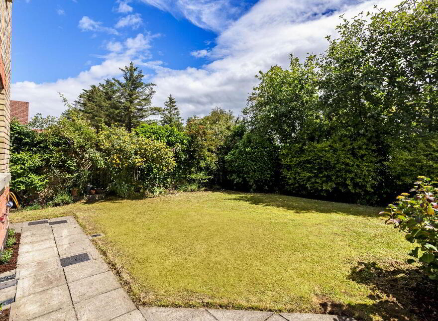 64 Whitestrand, Aylesbury Park, Sligo, F91AEV7