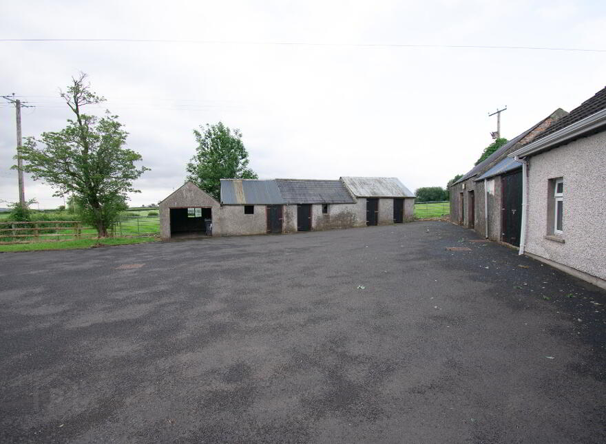 18 Tamlough Road, Randalstown, Antrim, BT41 3DP