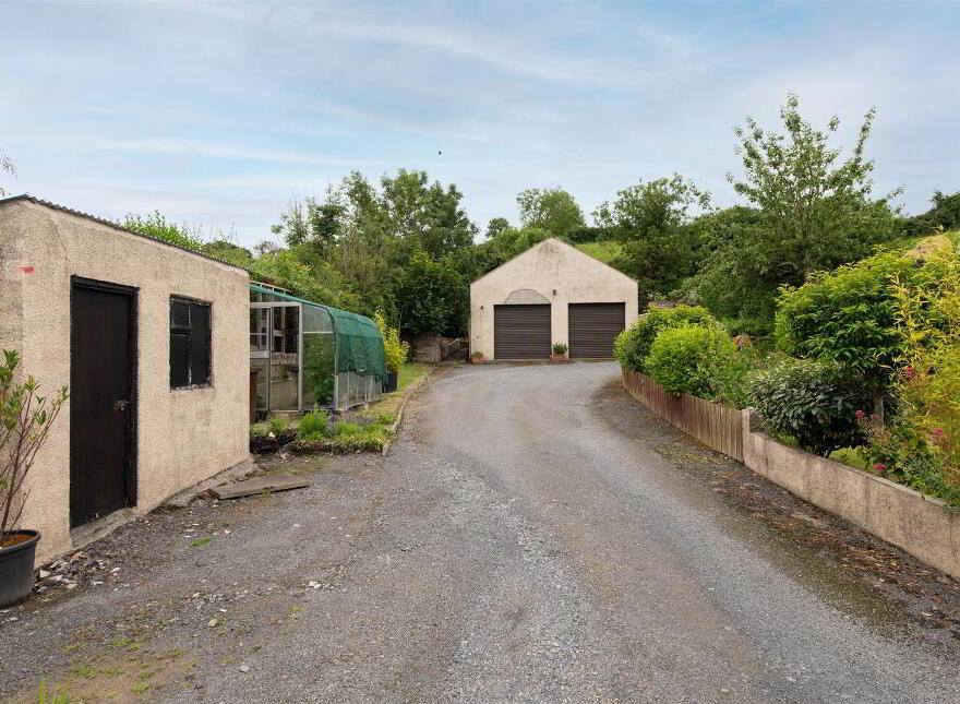 48 Ballymaglave Road, Ballynahinch, BT24 8QB