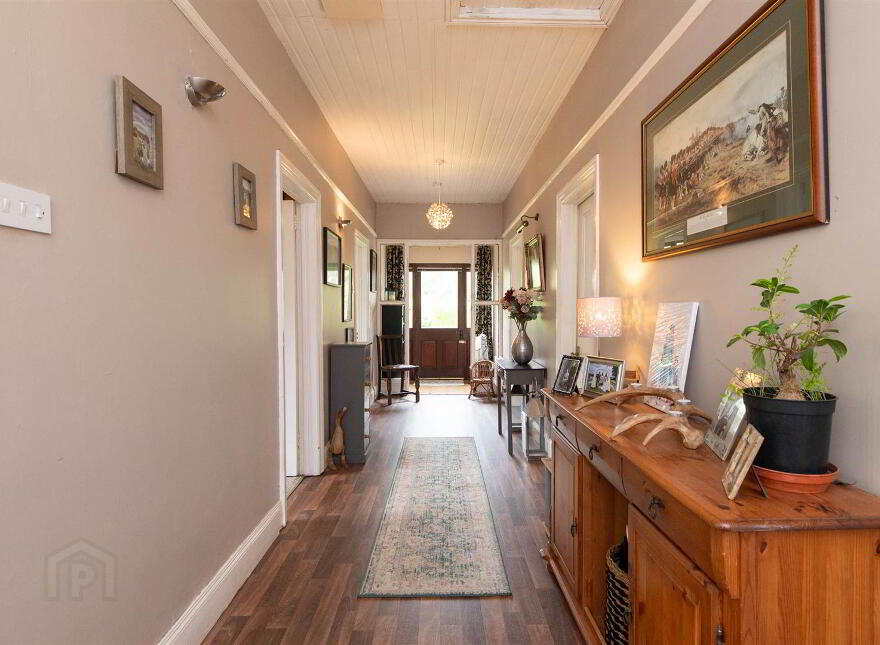 48 Ballymaglave Road, Ballynahinch, BT24 8QB