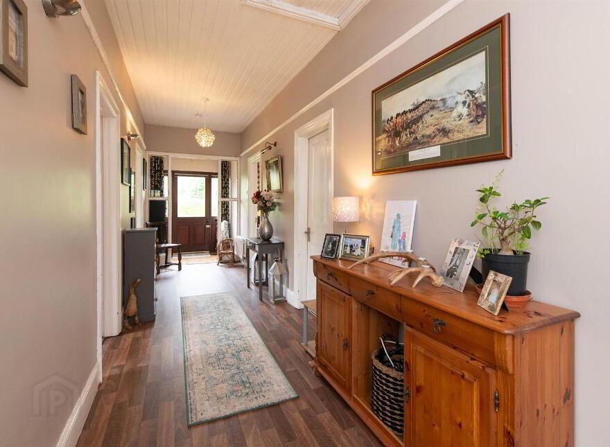 48 Ballymaglave Road, Ballynahinch, BT24 8QB