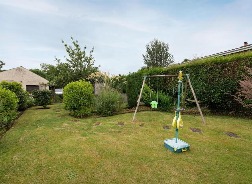48 Ballymaglave Road, Ballynahinch, BT24 8QB