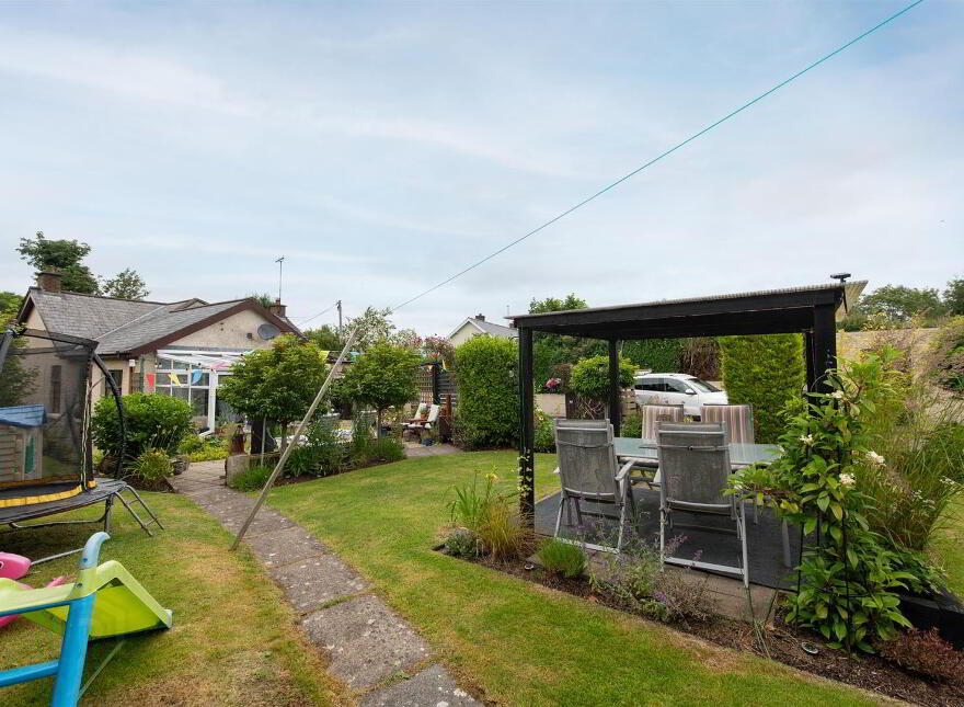 48 Ballymaglave Road, Ballynahinch, BT24 8QB