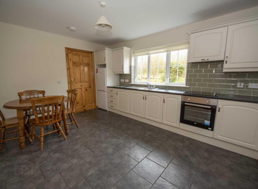 7 Gleann Tain Manor, Letterkenny, F92WR9N