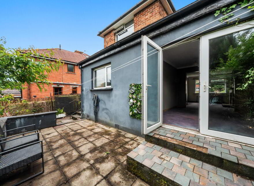 85 Cumberland Road, Dundonald, Belfast, BT16 2BA