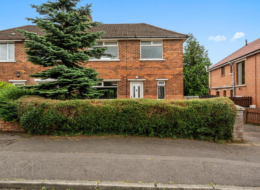 85 Cumberland Road, Dundonald, Belfast, BT16 2BA