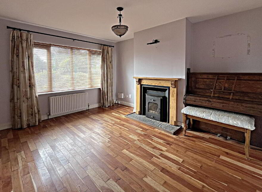 28 An Grianán, Ballinroad, Dungarvan, X35KX65