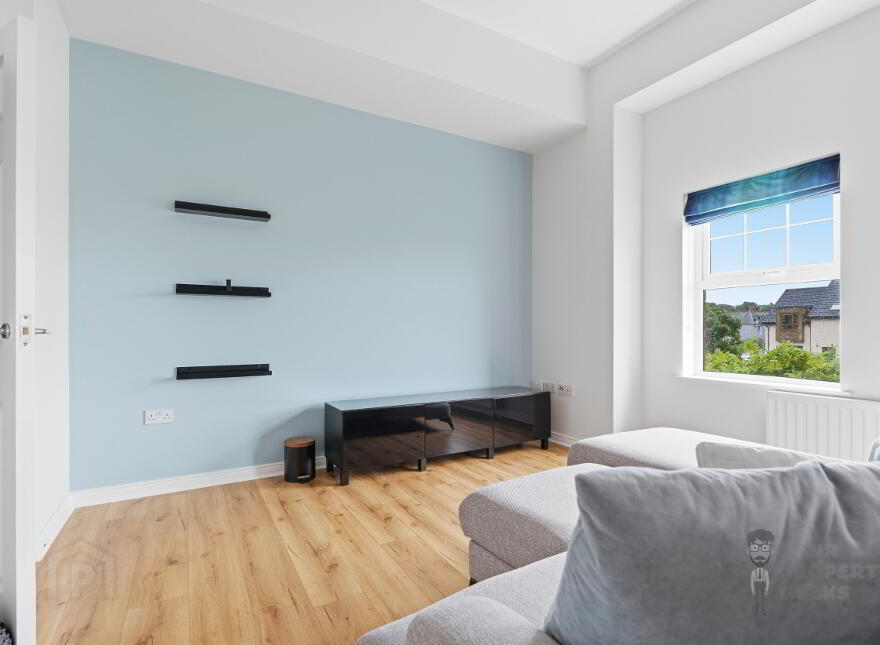 10 Orminston Villas, 1C Orminton Crescent, Belfast, BT4 3JP