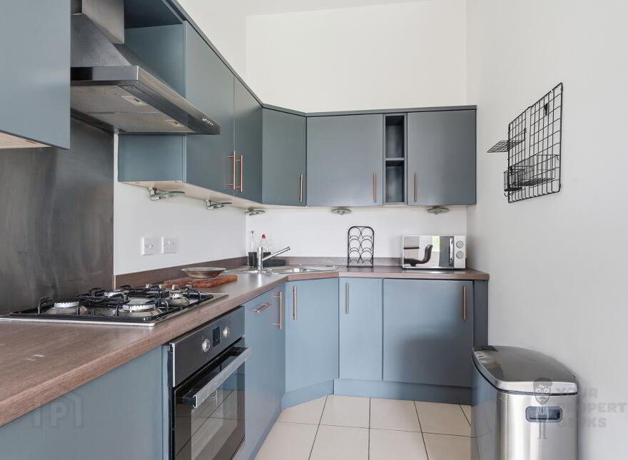 10 Orminston Villas, 1C Orminton Crescent, Belfast, BT4 3JP