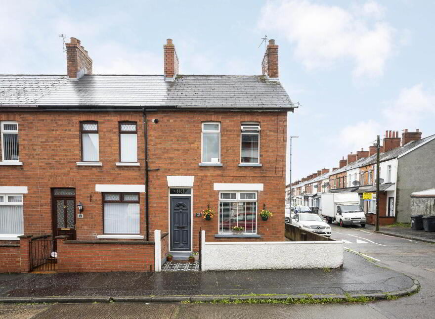93 Dunraven Avenue, Belfast, BT5 5JS