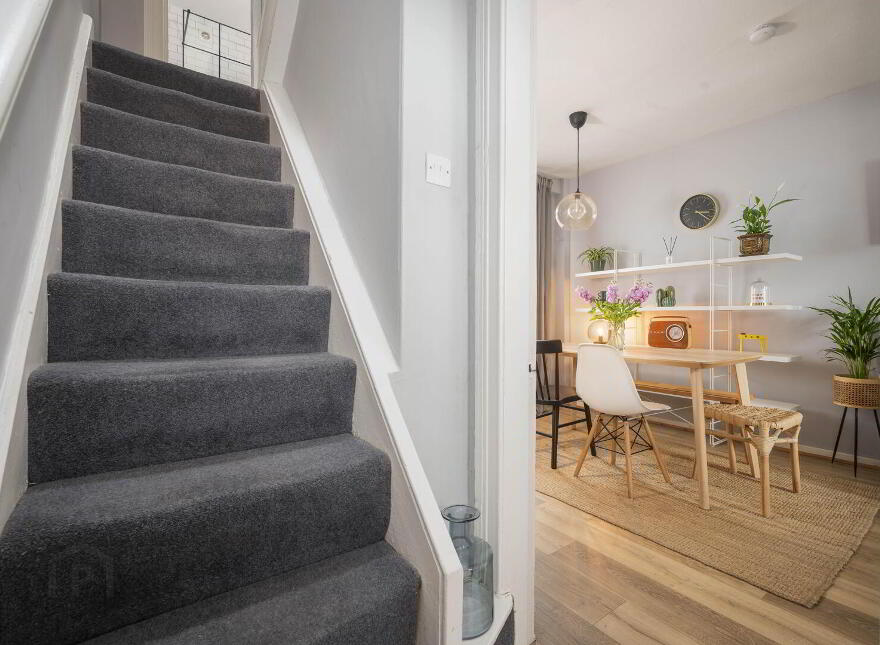 93 Dunraven Avenue, Belfast, BT5 5JS