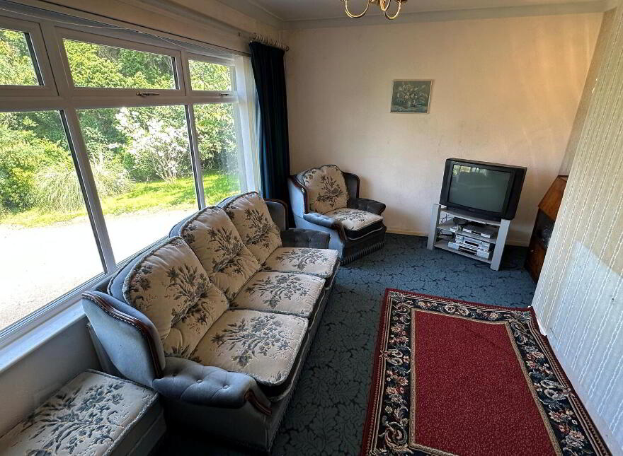 18 Skeagh Road, Kinallen, Dromore, BT25 2QE