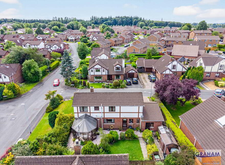 4 Windsor Hill, Carnreagh, Hillsborough, BT26 6RL