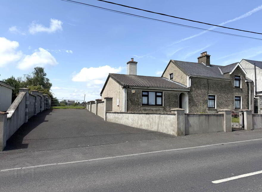 Glentara, Roscrea, E53TV02