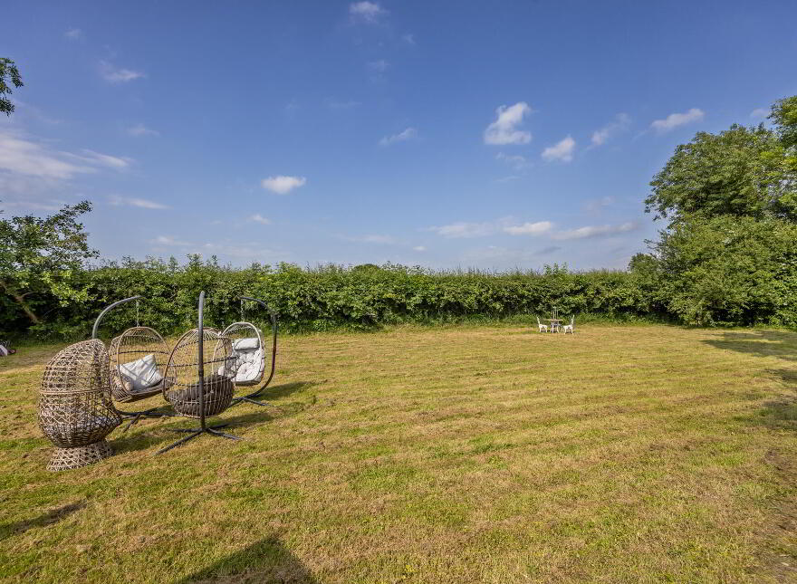 44 Garlandstown Road, Glenavy, Crumlin, BT29 4HJ
