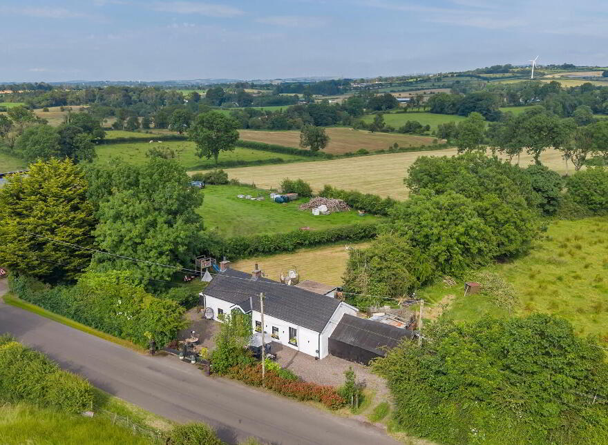 44 Garlandstown Road, Glenavy, Crumlin, BT29 4HJ