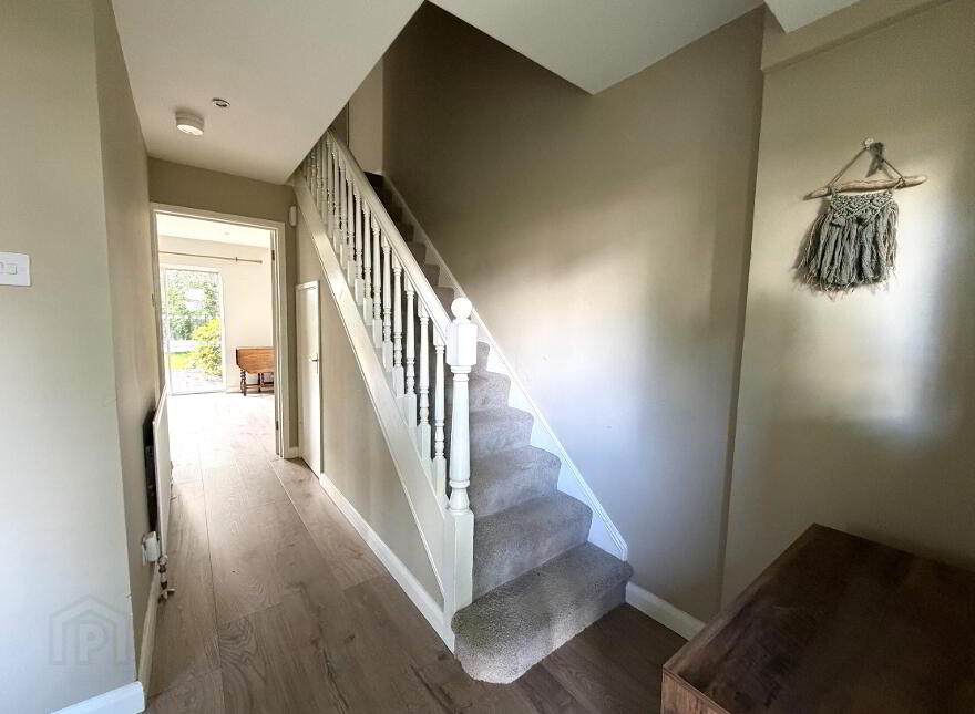 61 Wandsworth Road, Belfast, BT4 3LT
