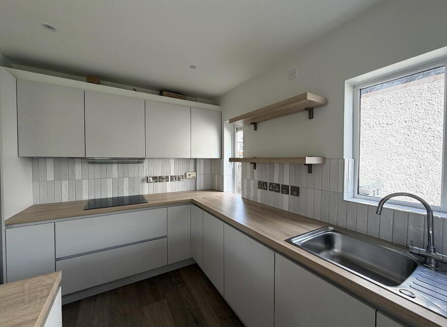 61 Wandsworth Road, Belfast, BT4 3LT