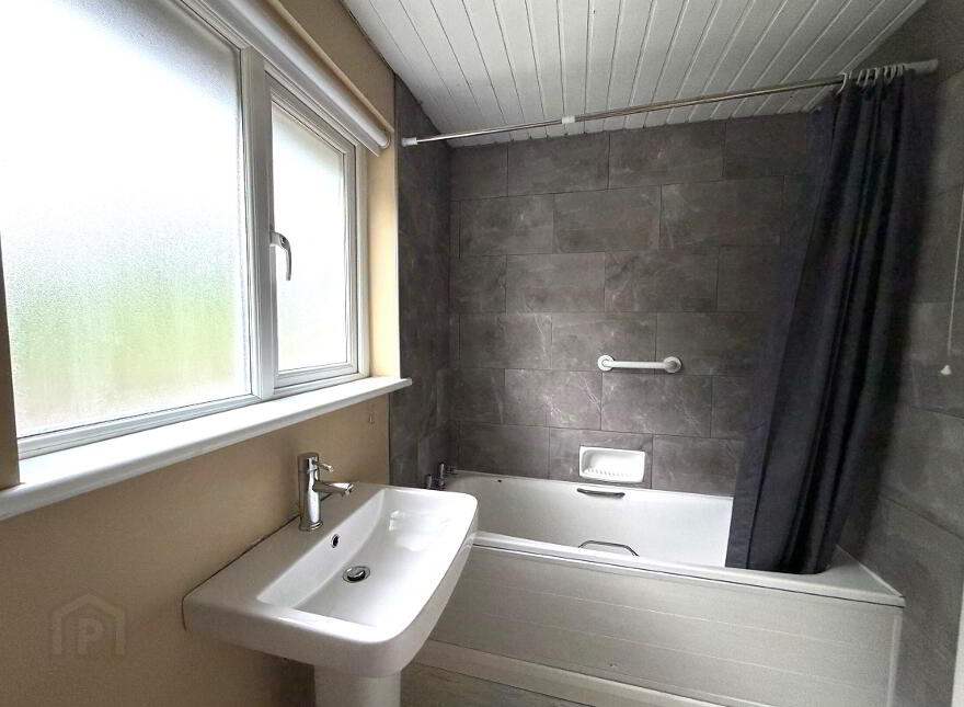 7 Abbey Park, Belfast, BT5 7HN