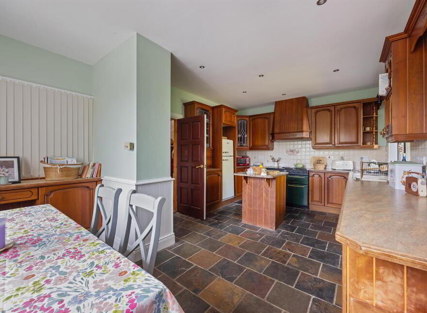 172 Bangor Road, Newtownards, BT23 7PH
